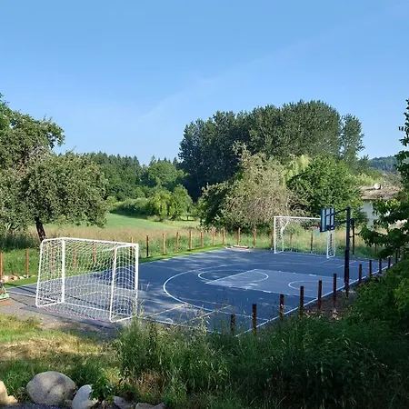 La Ferme D Nyaraló *